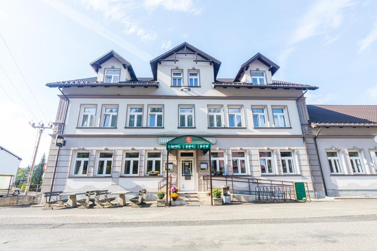 Hotel Seifert Nové Hamry Extérieur photo