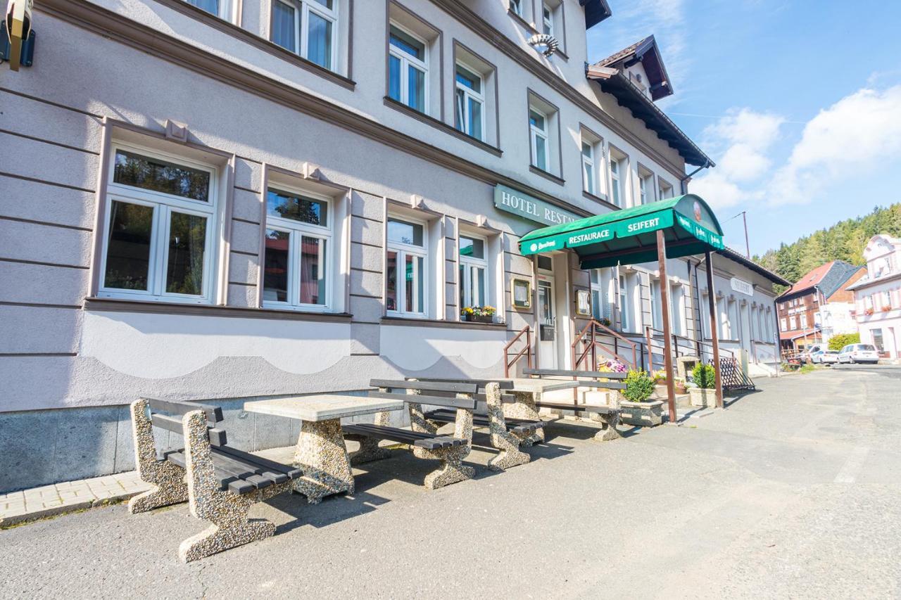 Hotel Seifert Nové Hamry Extérieur photo